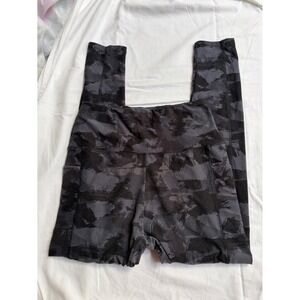 High-Waist Camo Performance Leggings